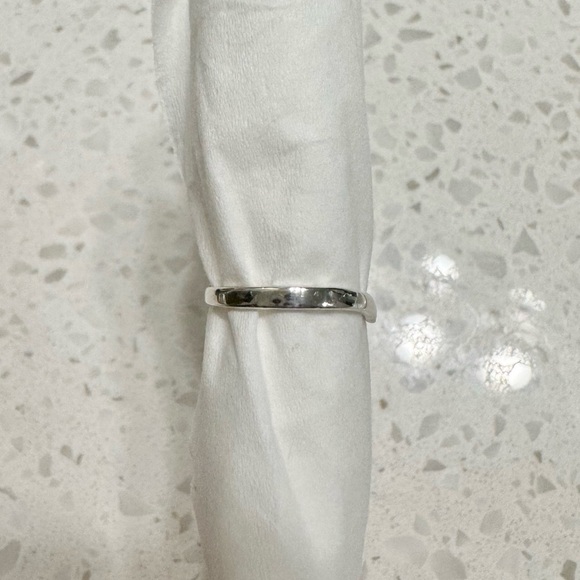 Sterling Silver Chevron Shape Ring Size 3 - Picture 2 of 5